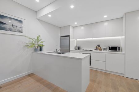 Beachside Living at Its Best - Photo 4