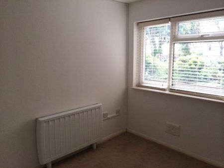 2 Bed FLat - Montpelier Terrace, Brighton City Centre - ALLOCATED PARK - Photo 4