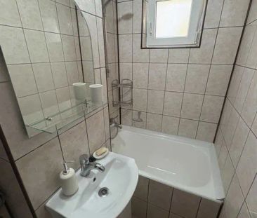 Apartament tip Z cu 2 camere in Oradea - Fotografie 4