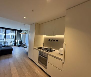 2 Bedroom 1 Bathroom @CBD Empire Apartment - Photo 6