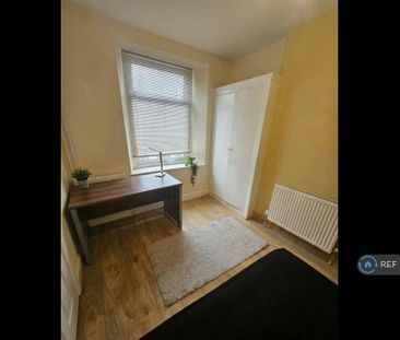 4 bedroom terraced house to rent - Photo 5