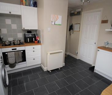 2 bedroom cluster house to rent - Photo 2