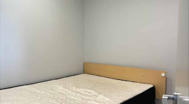 Harbour Views with 15th Floor Living! - Photo 1