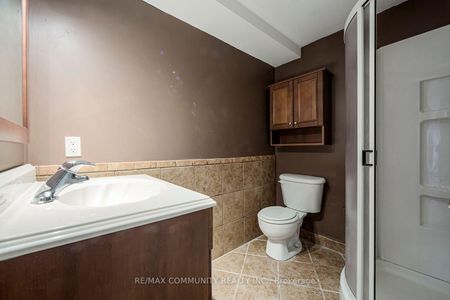 For Lease - 224 Wilcroft Court, Pickering, Ontario - Photo 5