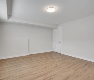 For Lease - 192 Edgehill (Lower) Drive, Barrie, Ontario - Photo 2