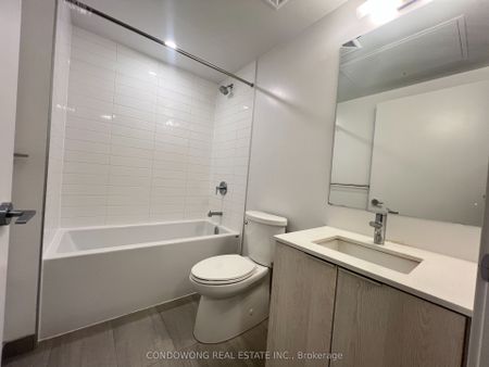 357 King Street W #1104 - Photo 4