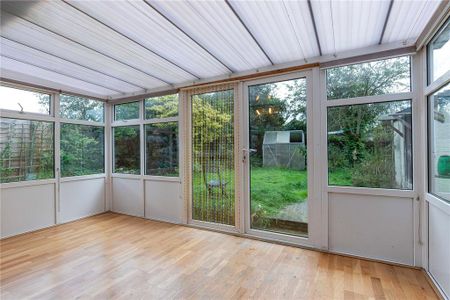 3 bedroom detached house to rent - Photo 2