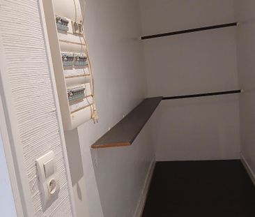 Location Appartement 1 pièce 40m² - Photo 6