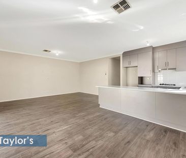 QUALITY 2019-BUILT FAMILY HOME IN A PEACEFUL CUL-DE-SAC - Photo 6