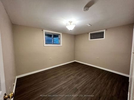 For Lease - 1731 Echo Point Court, Pickering, Ontario - Photo 3