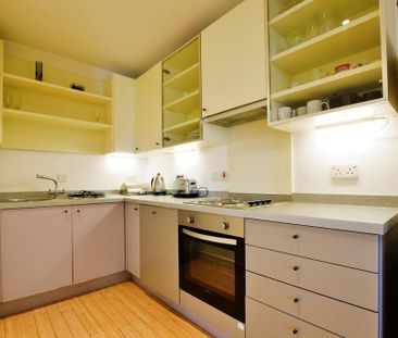 Studio to rent - Photo 6