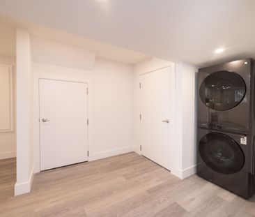 For Lease - 296 Sixteen Mile Drive Unit# Basement, Oakville, Ontario - Photo 3