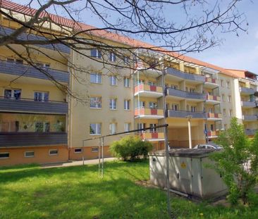 ++ Helle Erdgeschoss-Oase mit Wohlfühl-Balkon ++ - Photo 3