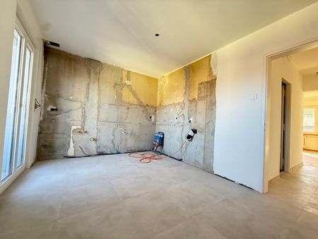 2.5 Zimmer, 80 m², 3. Stock - Foto 2