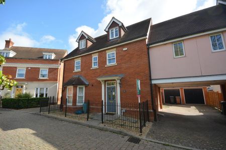 4 bedroom link detached house to rent - Photo 3