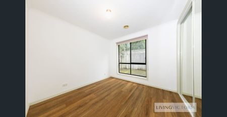 Modern Comfort Meets Stylish Living - Photo 3