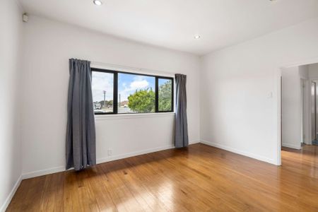 3 Bedroom character home in Mt Roskill - Photo 2