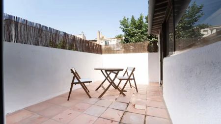 2-bedroom apartment for rent in Sants with all bills included - Photo 2