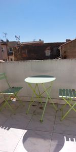 A LOUER T1 MEUBLE AVEC TERRASSE NARBONNE - Photo 3