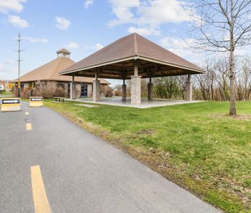 9715 Av. Radisson, #401 - Photo 1