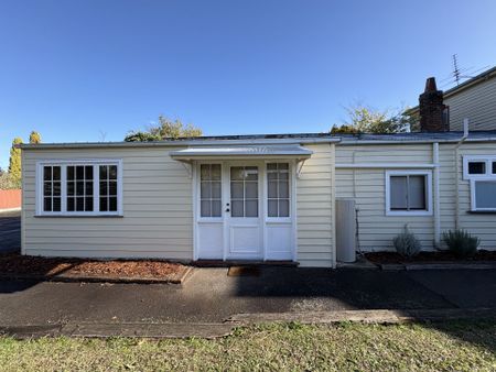 It's easy, living here... - Photo 2
