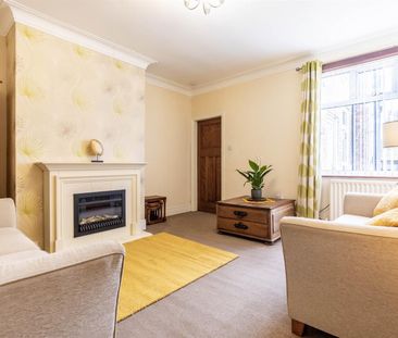 2 bed flat to rent in Danby Gardens, Heaton, NE6 - Photo 1