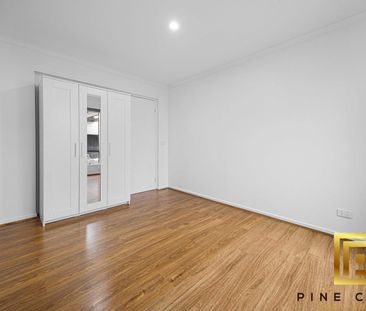 A beautiful home available for lease! - Photo 5