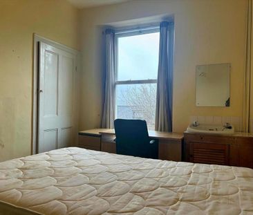 6 bedroom house to rent - Photo 4