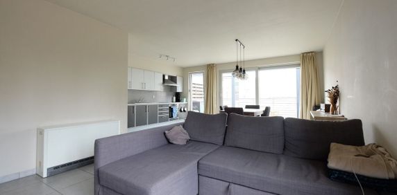 Appartement te huur in Sint-Truiden voor € 820 met 2 slaapkamers - Photo 2