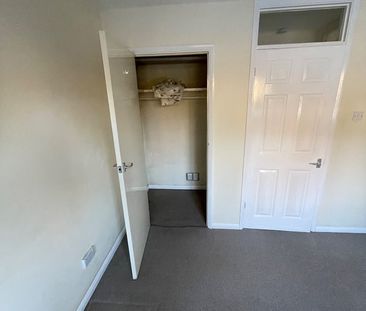 1 Bed Flat, Croham Road, CR2 - Photo 4