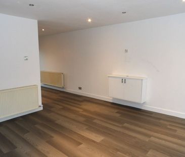 Grampian Way, Thorne,Doncaster, DN8 - Photo 1