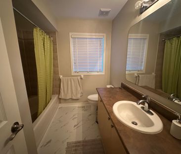 For Lease - 272 CLARIDGE Drive, Barrhaven, Ontario - Photo 6