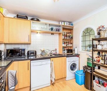 The Dell, Central - Photo 3