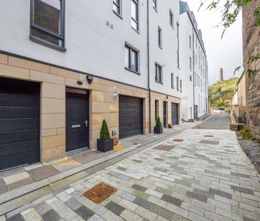 3 bedroom terraced house to rent - Photo 6