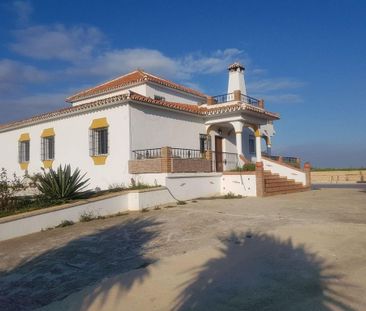 4 room luxury House for rent in Coín, Spain - Photo 3