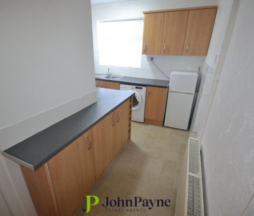 2 bedroom maisonette to rent - Photo 6