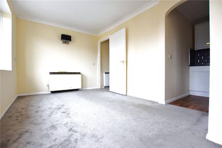 Studio to rent - Photo 4