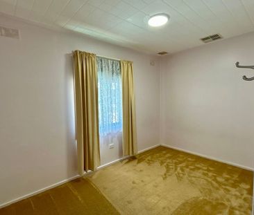 To register & apply for this property, please use this link: https:... - Photo 3