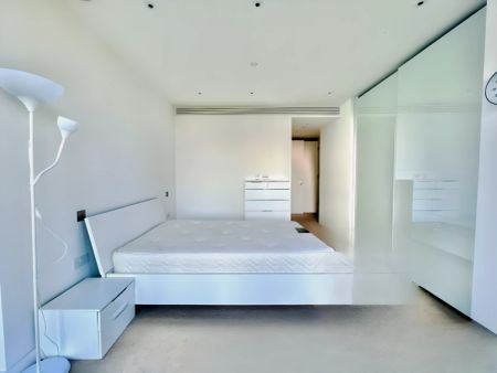 2 Bedroom 3 Bathroom - Photo 5