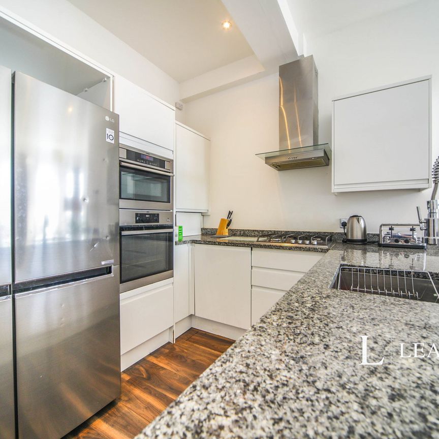 2 bedroom apartment to rent Sea Road, Felixstowe - Photo 1