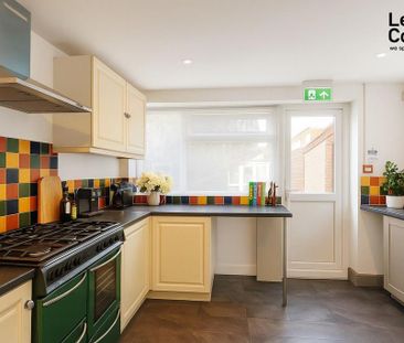 1 bedroom in a house share to rent - Photo 4