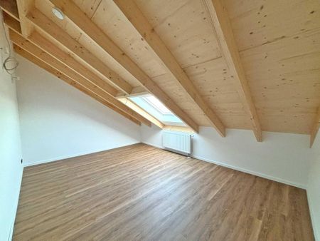 Sanierte 3-Zimmer-Dachgeschosswohnung mit großzügigem Balkon in Hamm-Werries - Photo 2