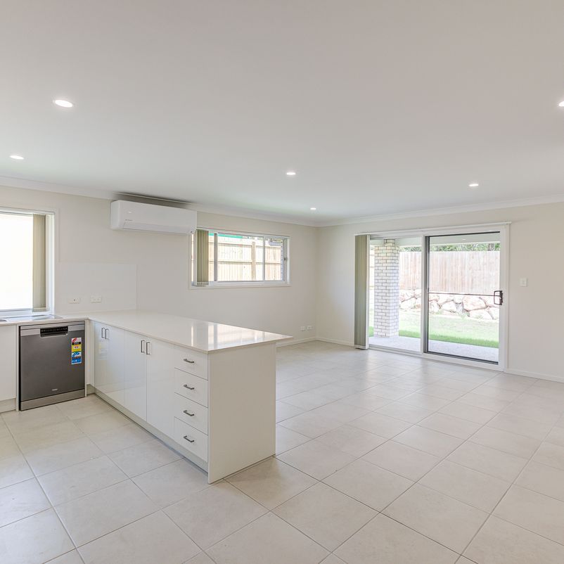 Brand New Family Home! - Photo 1