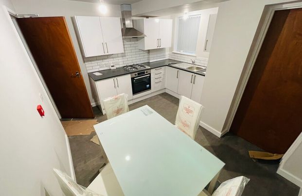 Holloway Street, Upper Gornal, Dudley, DY3 2EA - Photo 1