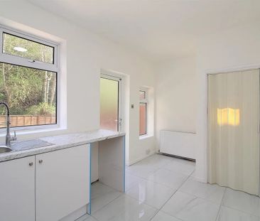 2 Bed End Terrace, Helena Crescent, LE4 - Photo 6