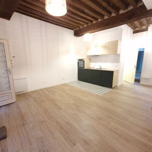 Location Appartement 2 pièces 42m² - Photo 2