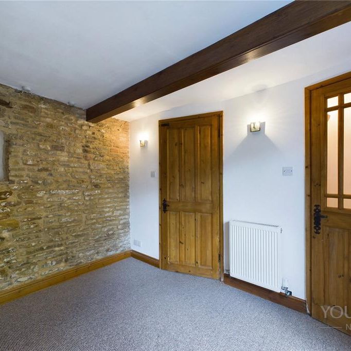 4 bedroom detached house to rent - Photo 1