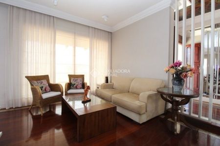 Casa em Condomínio com 5 quartos e 433m² para alugar em Nonoai, Porto Alegre. - Photo 3
