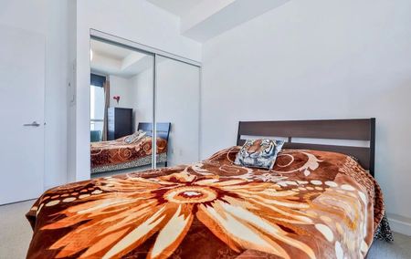 For Lease - 33 Bay Street Unit# 318, Toronto, Ontario - Photo 4