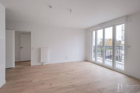 Rental Apartment Suresnes - Photo 2